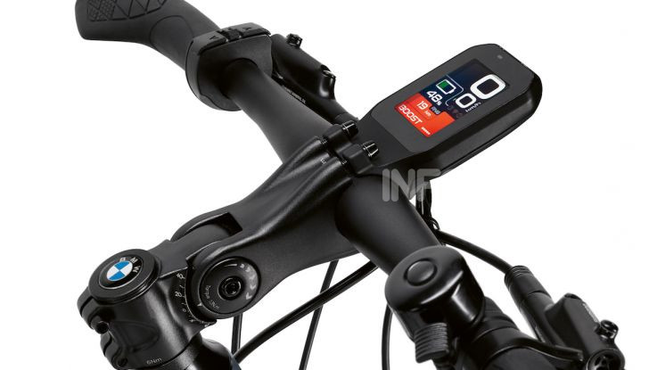 BMW e Mini firmano una nuova linea di monopattini, bici ed e-bike - Foto 7 di 21