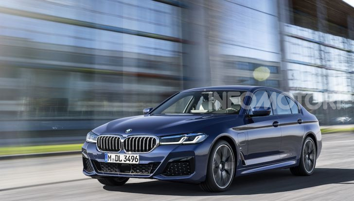 BMW: a marzo arriva l’ibrido plug-in per Serie 3 e Serie 5 - Foto 1 di 32