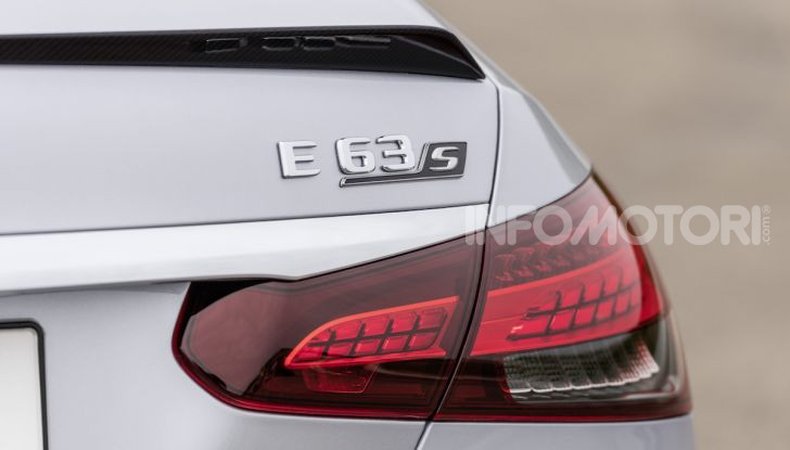 Mercedes-AMG E 63 4MATIC: berlina e station wagon fanno rima con prestazioni e comfort - Foto 50 di 51