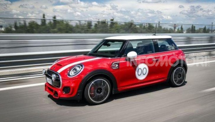 Nuova Mini John Cooper Works Challenge: nata per le corse - Foto 2 di 5