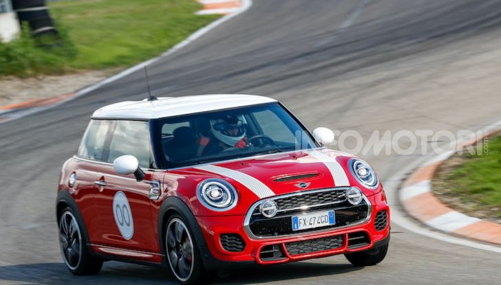 Nuova Mini John Cooper Works Challenge: nata per le corse - Foto 3 di 5