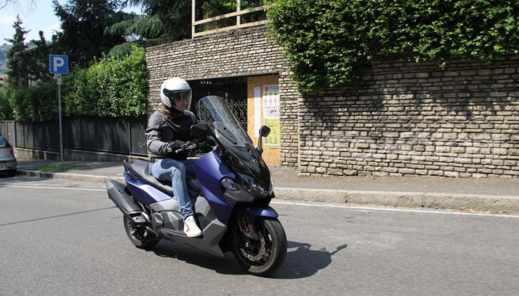 Prova Sym Maxsym 500 TL: il compagno di viaggio per tutti i giorni - Foto 4 di 40