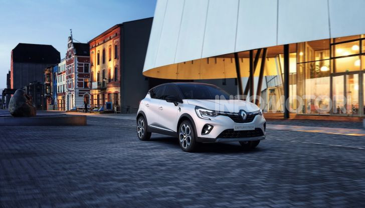 Renault apre gli ordini di Clio Hybrid e Captur Plug-In Hybrid - Foto 20 di 21