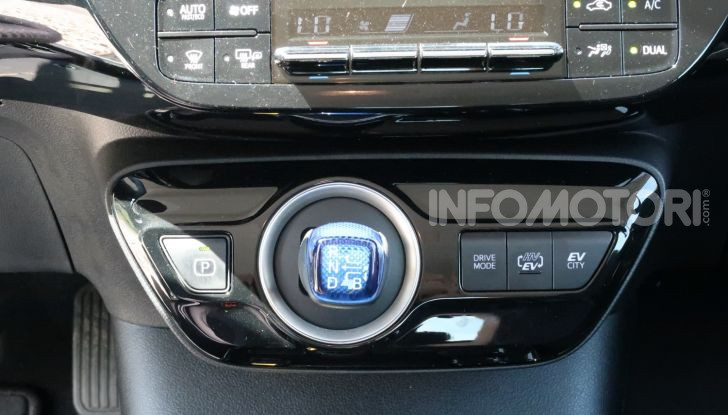 [VIDEO] Toyota Prius Plug-in Hybrid: test drive, autonomia, prestazioni - Foto 19 di 36