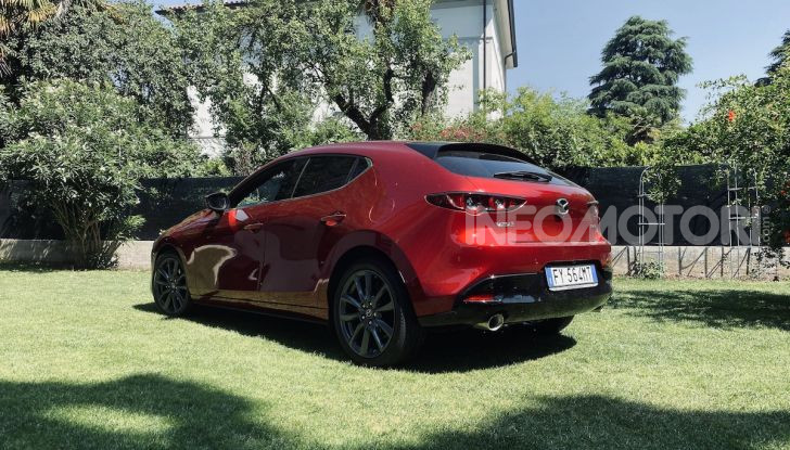 Test Drive Mazda3 2.0 da 180 cv Mild Hybrid - Foto 14 di 21