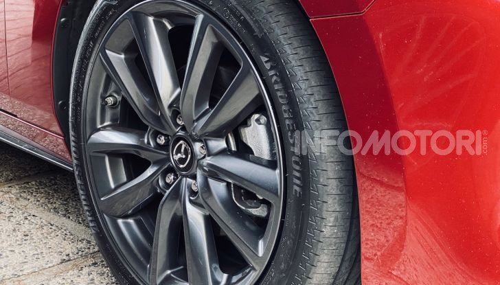 Test Drive Mazda3 2.0 da 180 cv Mild Hybrid - Foto 9 di 21