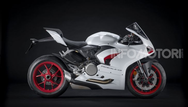 La Ducati Panigale V2 con nuova livrea White Rosso - Foto 3 di 9