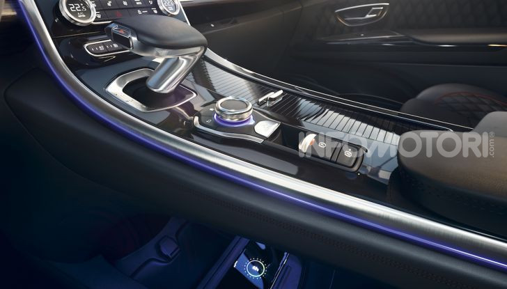 Nuova Renault Espace: look da crossover e tanta tecnologia - Foto 29 di 34