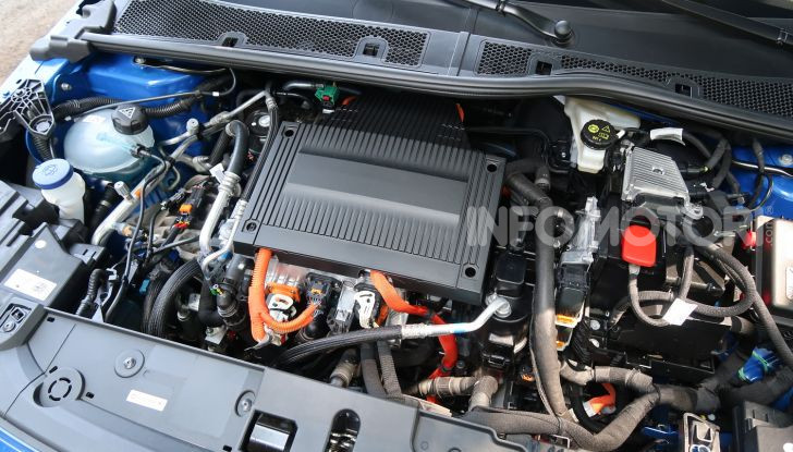 Opel Corsa-e alimentata dal Sole? In Germania è possibile! - Foto 30 di 31