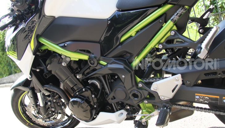 Prova Kawasaki Z900: 125 CV di puro godimento - Foto 20 di 31