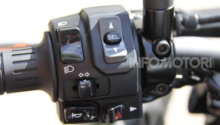 Prova Kawasaki Z900: 125 CV di puro godimento - Foto 28 di 31