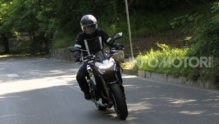Prova Kawasaki Z900: 125 CV di puro godimento - Foto 6 di 31