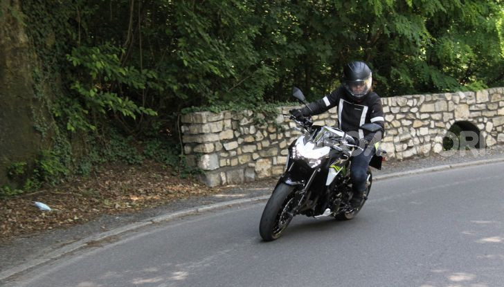 Prova Kawasaki Z900: 125 CV di puro godimento - Foto 8 di 31