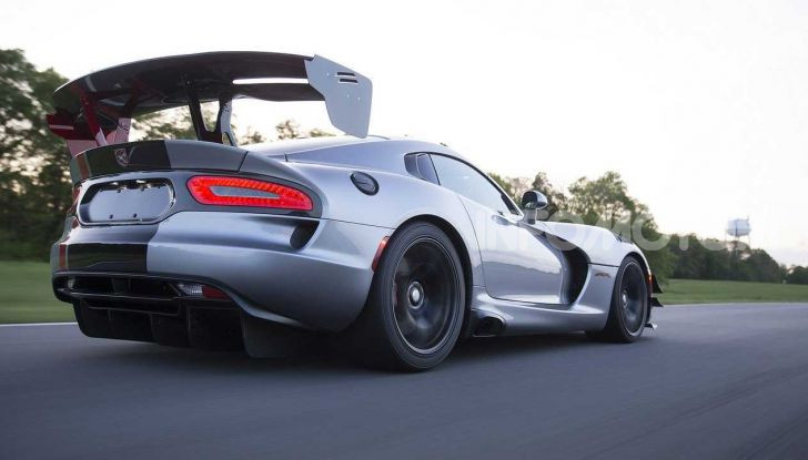 dodge-viper-acr-alettone-728x415.jpg