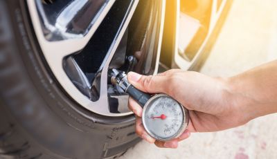 Pneumatici auto: perchè controllarne la pressione è importante?