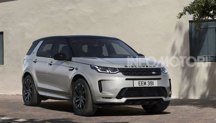 Land Rover Discovery Sport: arriva anche la versione Black - Foto 2 di 9