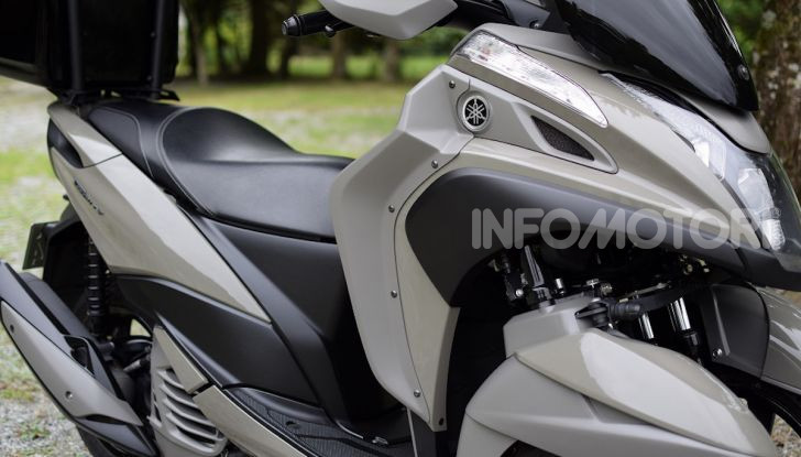 Yamaha Tricity diventa uno scooter da campeggio - Foto 8 di 9