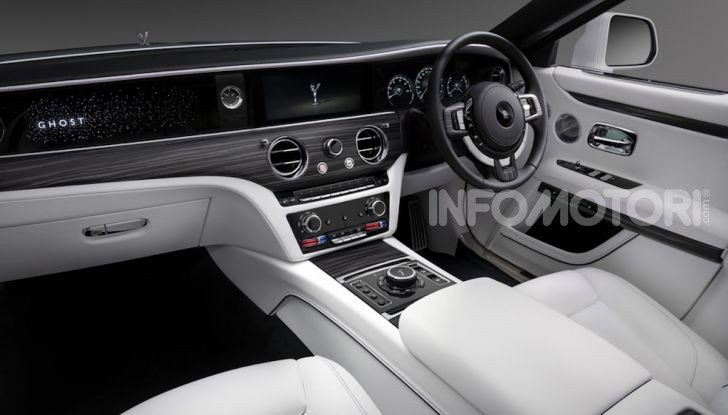 Rolls Royce Ghost: lusso e tecnologia allo stato puro - Foto 12 di 12
