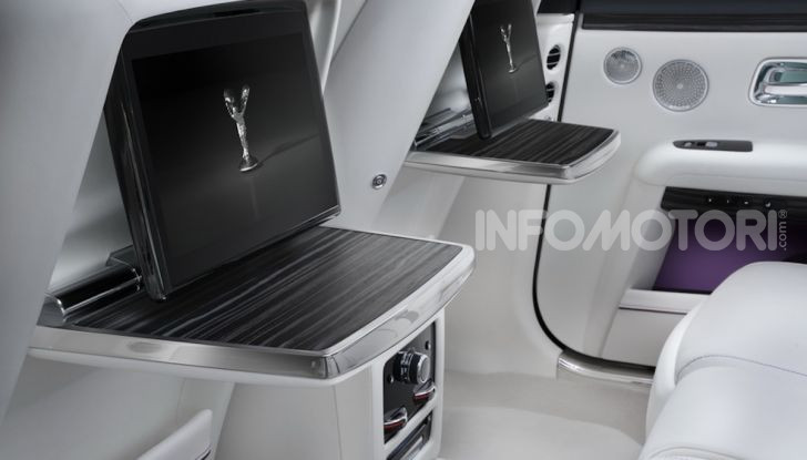 Rolls Royce Ghost: lusso e tecnologia allo stato puro - Foto 2 di 12