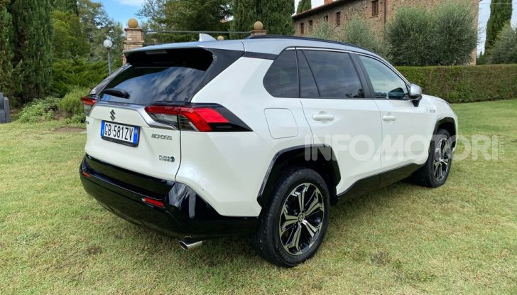 [VIDEO] Suzuki ACross: il SUV ibrido che si sente una sportiva - Foto 40 di 44