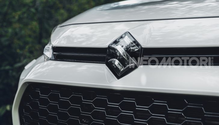 [VIDEO] Suzuki ACross: il SUV ibrido che si sente una sportiva - Foto 6 di 44