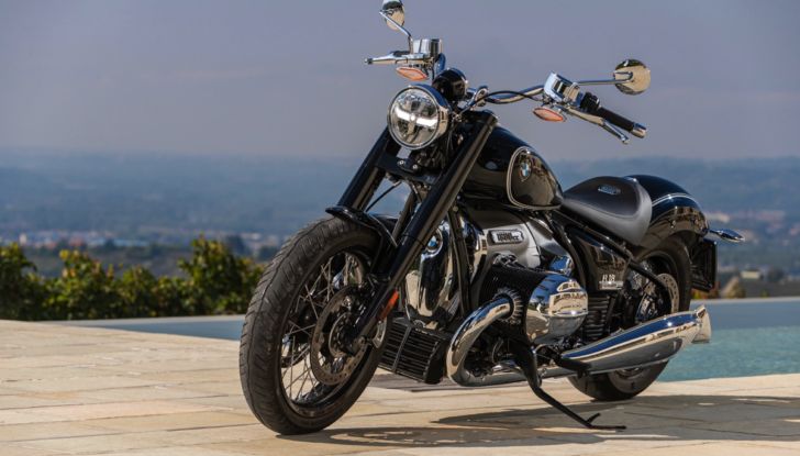 [VIDEO] Prova BMW R18: il boxer da 1.800cc che va oltre l’immaginazione - Foto 21 di 21