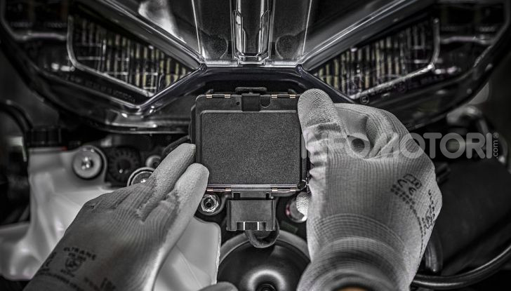 Ducati Multistrada V4: la prima moto con due radar integrati - Foto 1 di 4