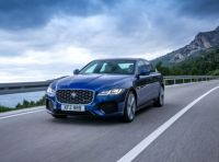 Jaguar XF e XE ancora più veloci, eleganti e connesse