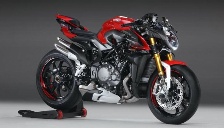 MV Agusta ed Herz danno il via al noleggio di Dragster Rosso e Turismo Veloce 800 Lusso SCS - Foto 6 di 13