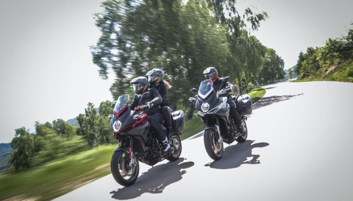 MV Agusta ed Herz danno il via al noleggio di Dragster Rosso e Turismo Veloce 800 Lusso SCS - Foto 7 di 13