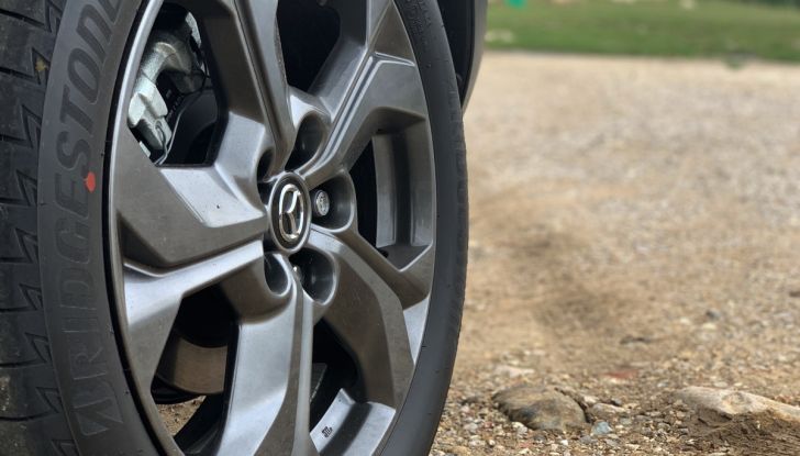 [VIDEO] Mazda MX-30, la prova consumi del SUV Elettrico - Foto 7 di 22