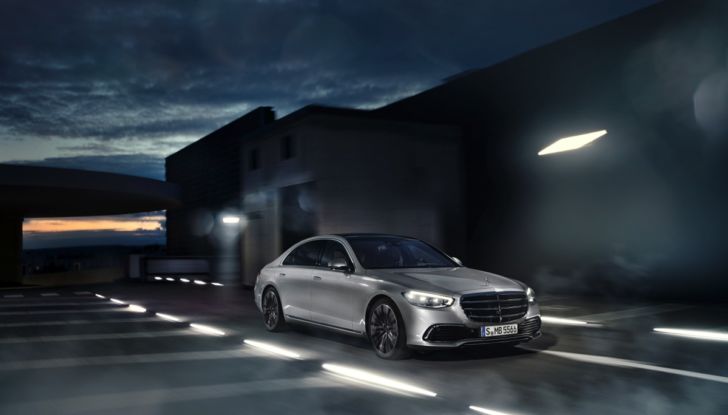 [VIDEO] Prova Mercedes Classe S 2021: come va, dotazioni e prezzi dell’ammiraglia tedesca - Foto 16 di 34