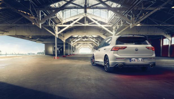 Volkswagen Golf: disponibile in Italia la GTI e la Clubsport 45 in serie limitata - Foto 7 di 15