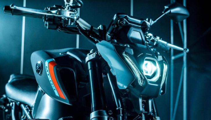 Yamaha MT-09: la hyper naked giapponese è tutta nuova - Foto 2 di 8
