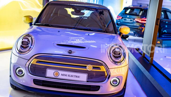 BMW ElectrifYou Mini Elettrica BMW i8