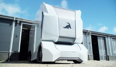 Einride Pod: il camion elettrico svedese pilotato da remoto
