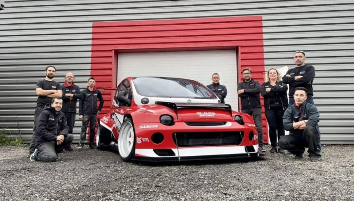 Fiat Multipla da 1000 cavalli, il tuning che arriva da Youtube! - Foto 5 di 9