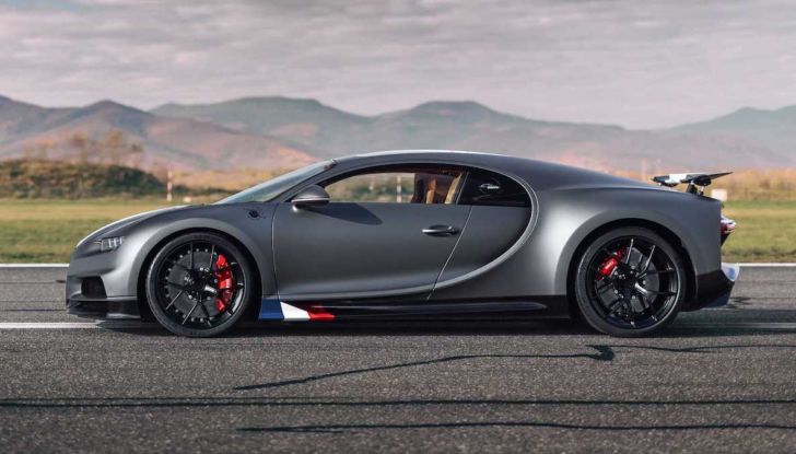 Bugatti Chiron Pur Sport contro Dassault Rafale: chi vince in accelerazione? - Foto 10 di 13