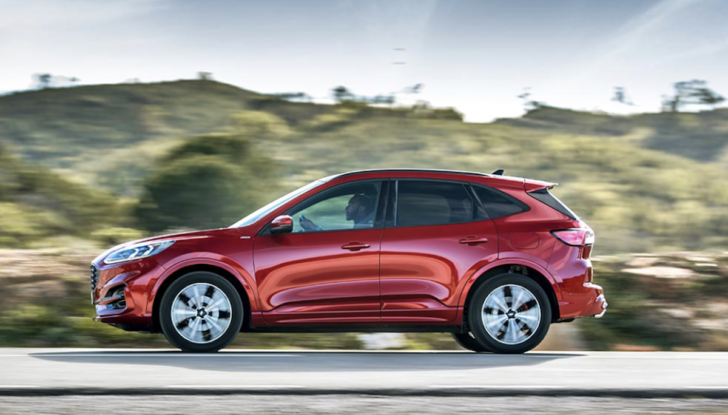 Ford Kuga: arriva anche la versione full Hybrid - Foto 2 di 13