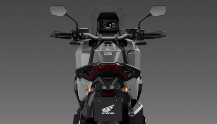 Honda X-ADV: tutte le novità della versione 2021 - Foto 9 di 14