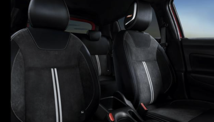 Nissan Micra 2021: cinque versioni e un motore attento all’ambiente - Foto 5 di 11