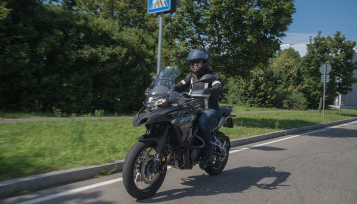 Prova Benelli TRK 502 X: tanta sostanza a un prezzo abbordabile - Foto 20 di 29