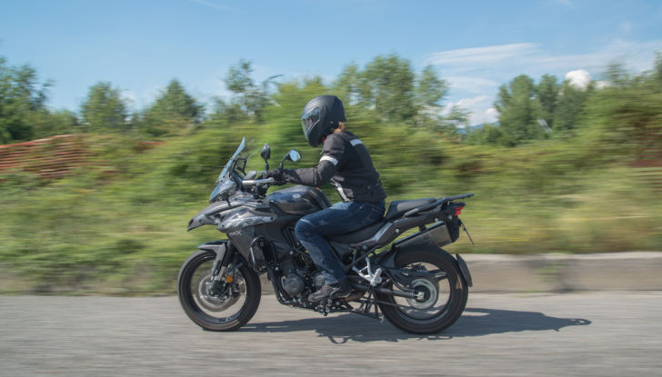 Prova Benelli TRK 502 X: tanta sostanza a un prezzo abbordabile - Foto 23 di 29