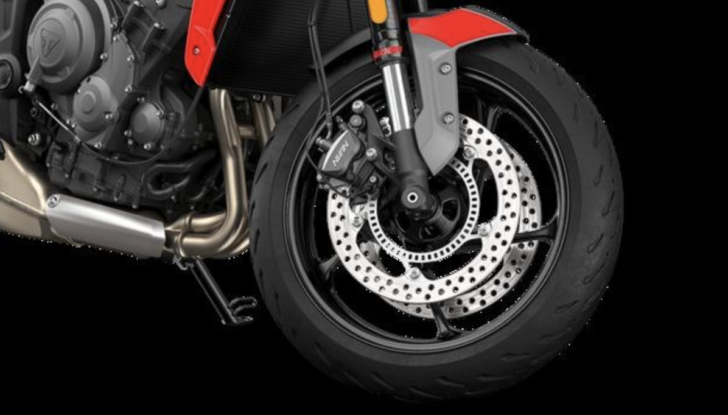 Triumph Trident 660: la roadster inglese scalda il motore - Foto 5 di 17