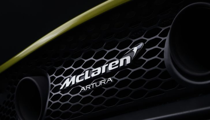 McLaren Artura supercar 2021