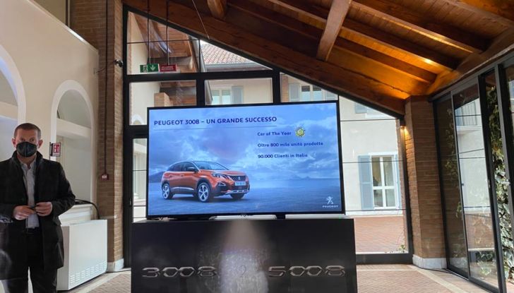 Nuove Peugeot 3008 e 5008 prova su strada, motori e prezzi - Foto 13 di 15