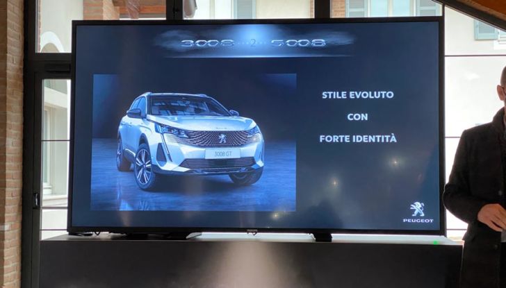 Nuove Peugeot 3008 e 5008 prova su strada, motori e prezzi - Foto 14 di 15