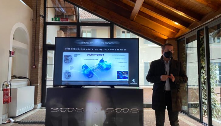 Nuove Peugeot 3008 e 5008 prova su strada, motori e prezzi - Foto 15 di 15