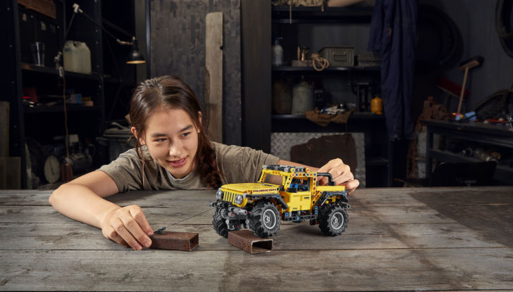 Lego Technic: arriva anche il modellino della Jeep Wrangler - Foto 3 di 8