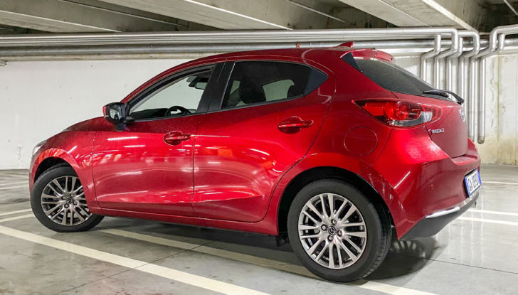Prova su strada Mazda2 1.5 Mild Hybrid 90 CV - Foto 4 di 10